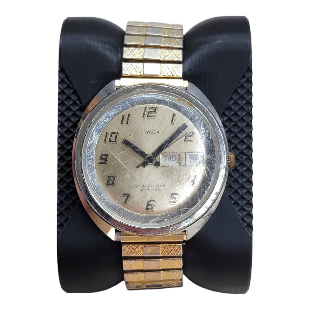 Vintage Timex Viscount Automatic Day Date Mens Watch Cushion Case France 1970s